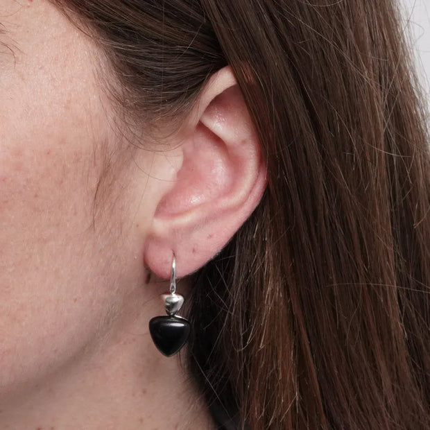 Orecchini in Argento 925 triangolo smaltato nero