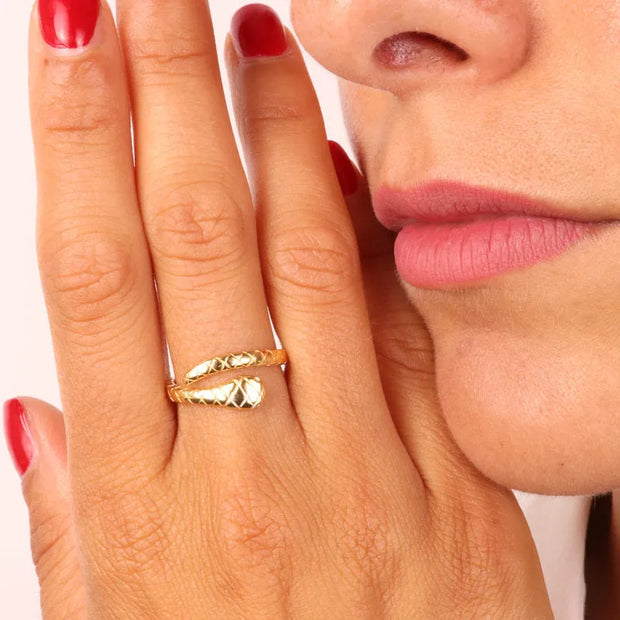 Anello in Argento 925 con dettagli a forma di serpente