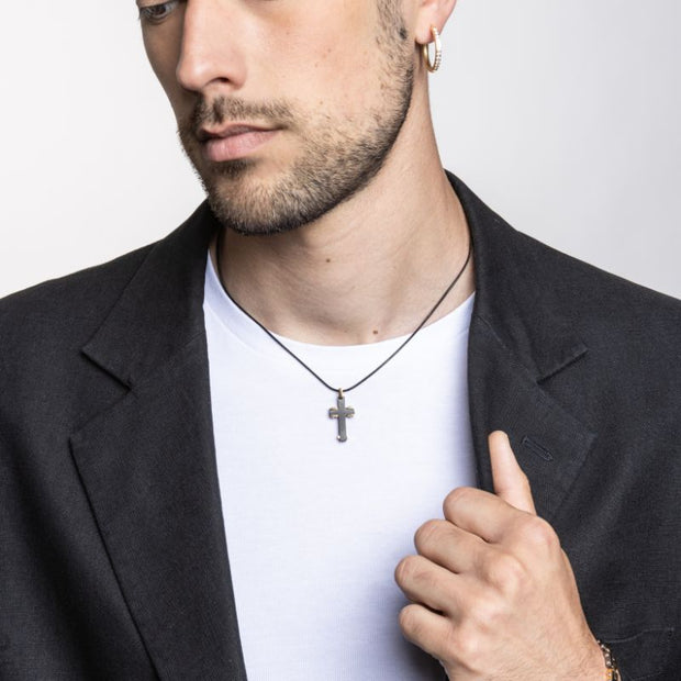 Collana uomo croce piccola nera e pvd oro