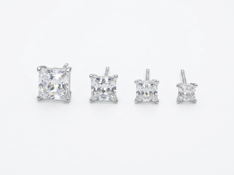 Orecchini punto luce in argento 925%