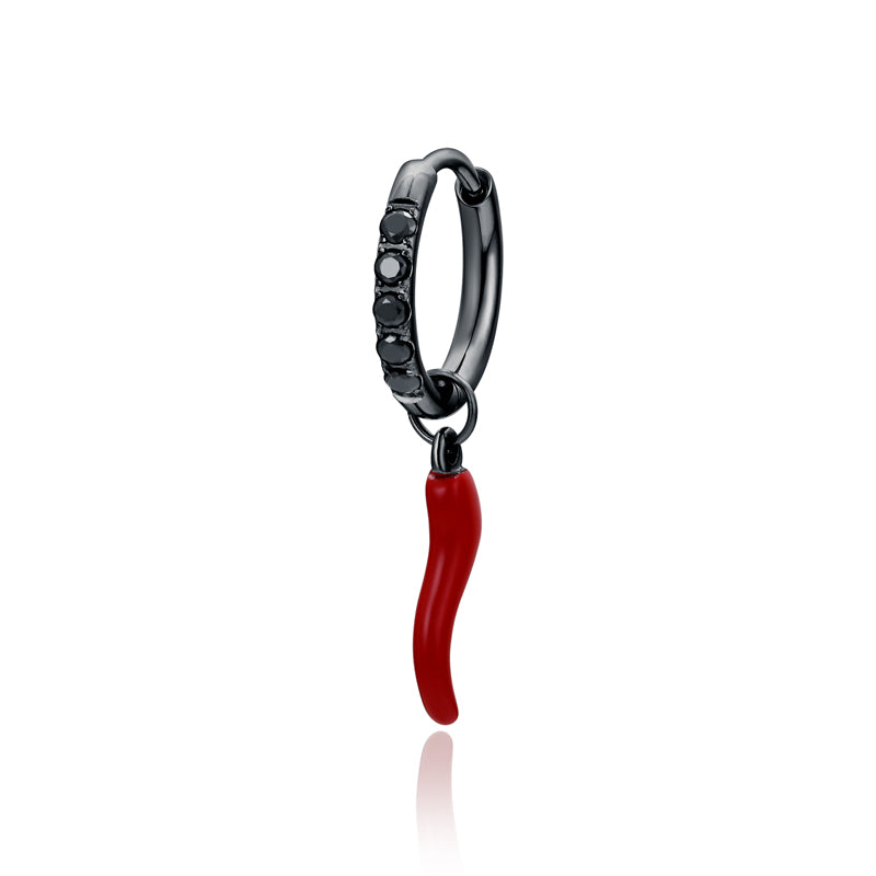 Orecchino singolo a cerchio con cristalli neri e charm cornetto rosso