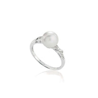 Anello in oro bianco 18kt con perla coltivata d'acqua dolce e diamanti