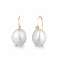 Orecchini in oro 18kt perle con perle irregolari e diamanti