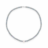 Collana con perle coltivate d'acqua dolce grigie ed elementi e chiusura in oro bianco 18kt