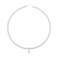 Collana con perle coltivate d'acqua dolce, chiusura e pendente in oro bianco 18kt e diamante