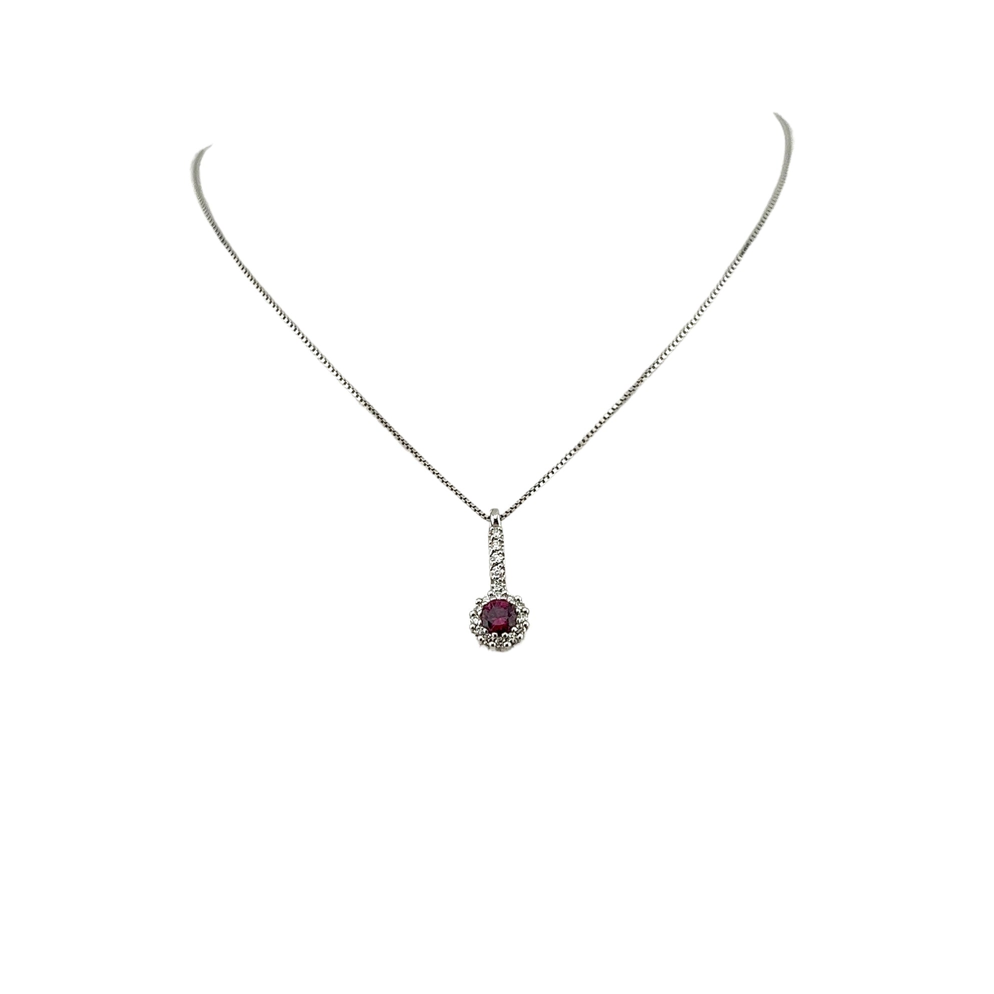 Collana in oro bianco 18 kt con rubino e diamanti